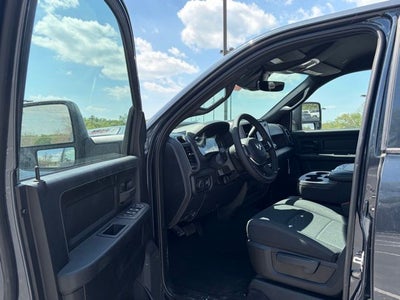 2026 RAM Ram 2500 RAM 2500 BLACK EXPRESS CREW CAB 4X4 6'4' BOX