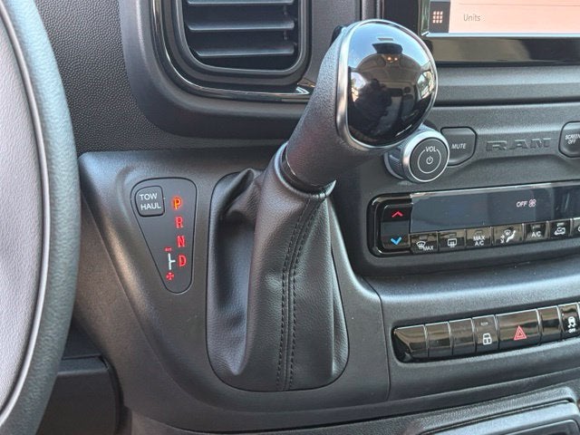 2027 RAM ProMaster Cargo Van Tradesman