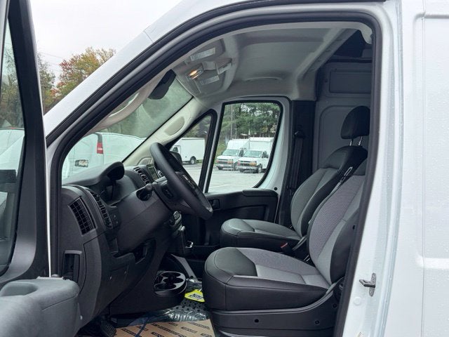 2027 RAM ProMaster Cargo Van Tradesman