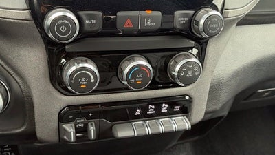 2026 RAM Ram 1500 RAM 1500 TRADESMAN CREW CAB 4X2 5'7' BOX