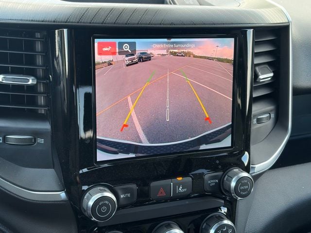 2026 RAM Ram 1500 RAM 1500 EXPRESS CREW CAB 4X4 5'7' BOX