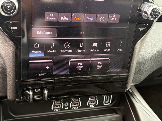 2026 RAM Ram 1500 RAM 1500 LARAMIE CREW CAB 4X4 5'7' BOX