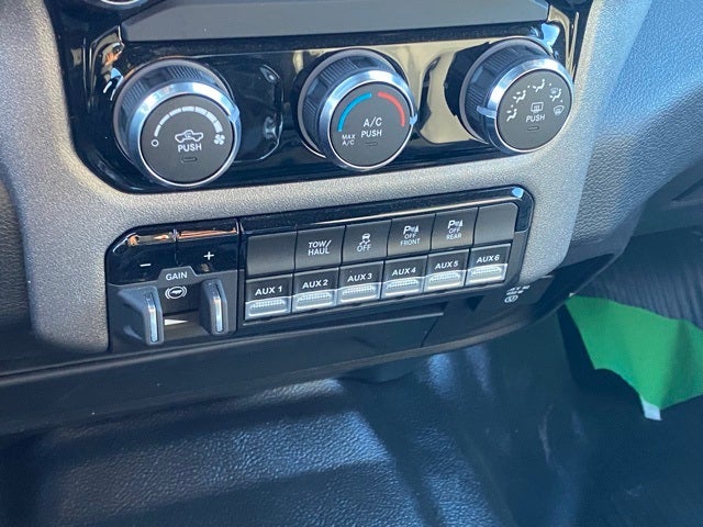 2026 RAM Ram 2500 RAM 2500 TRADESMAN CREW CAB 4X4 8' BOX