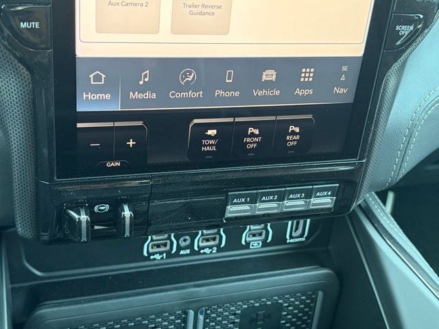 2026 RAM Ram 2500 RAM 2500 LIMITED CREW CAB 4X4 6'4' BOX