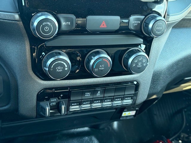 2026 RAM Ram 3500 RAM 3500 TRADESMAN CREW CAB 4X4 8' BOX