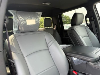 2026 RAM Ram 3500 Chassis Cab RAM 3500 TRADESMAN CREW CAB CHASSIS 4X4 60' CA