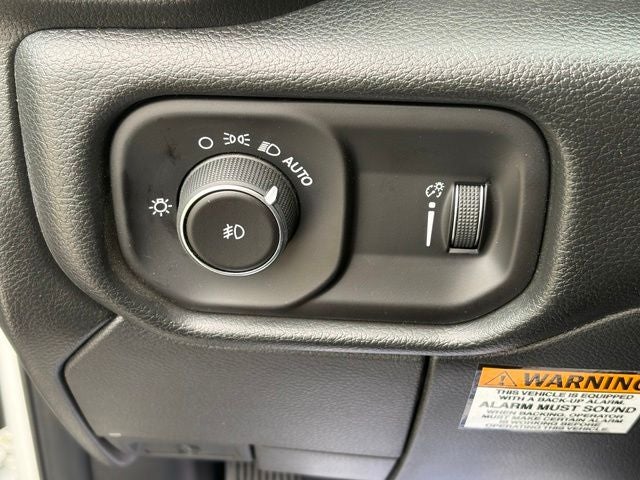 2026 RAM Ram 5500 Chassis Cab RAM 5500 TRADESMAN CHASSIS REGULAR CAB 4X2 120' CA