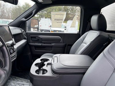 2025 RAM 5500 Chassis RAM 5500 TRADESMAN CHASSIS REGULAR CAB 4X4 84' CA