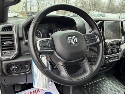 2025 RAM 5500 Chassis RAM 5500 TRADESMAN CHASSIS REGULAR CAB 4X4 84' CA