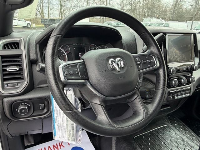 2025 RAM 5500 Chassis RAM 5500 TRADESMAN CHASSIS REGULAR CAB 4X4 84' CA