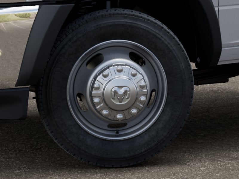 2025 RAM 5500 Chassis RAM 5500 TRADESMAN CHASSIS REGULAR CAB 4X4 84' CA