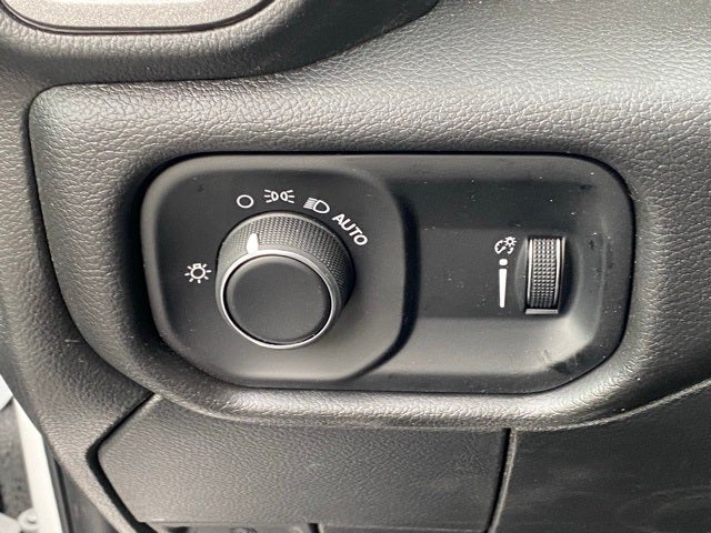 2024 RAM Ram 5500 Chassis Cab RAM 5500 TRADESMAN CHASSIS REGULAR CAB 4X4 84' CA