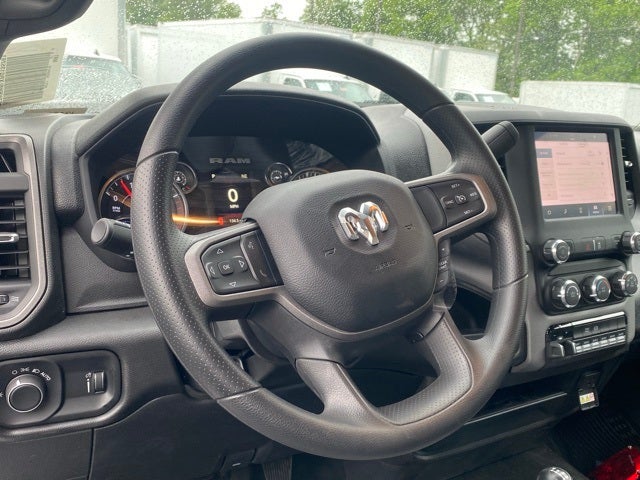 2024 RAM Ram 5500 Chassis Cab RAM 5500 TRADESMAN CHASSIS REGULAR CAB 4X4 84' CA