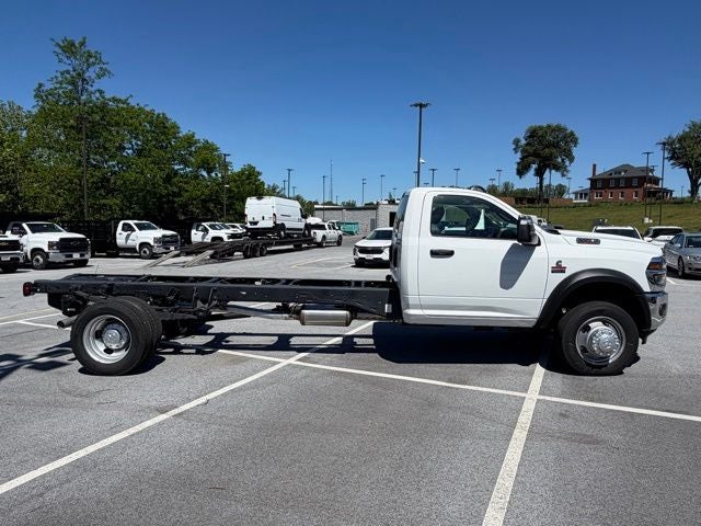 2026 RAM Ram 5500 Chassis Cab RAM 5500 TRADESMAN CHASSIS REGULAR CAB 4X4 120' CA