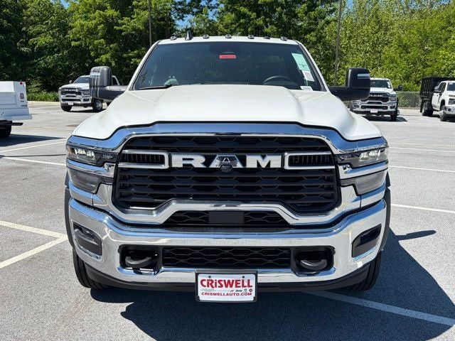 2026 RAM Ram 5500 Chassis Cab RAM 5500 TRADESMAN CHASSIS REGULAR CAB 4X4 120' CA