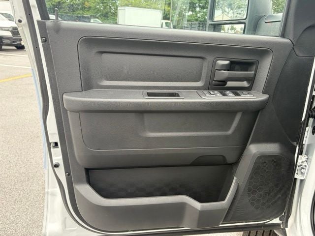 2026 RAM Ram 5500 Chassis Cab RAM 5500 TRADESMAN CHASSIS CREW CAB 4X4 84' CA