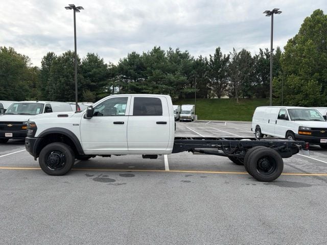 2026 RAM Ram 5500 Chassis Cab RAM 5500 TRADESMAN CHASSIS CREW CAB 4X4 84' CA