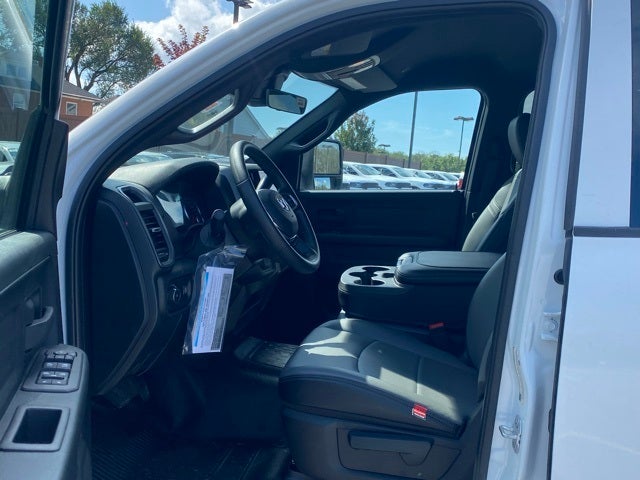 2025 RAM Ram 5500 Chassis Cab RAM 5500 TRADESMAN CHASSIS CREW CAB 4X4 84' CA