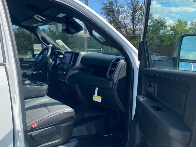 2025 RAM Ram 5500 Chassis Cab RAM 5500 TRADESMAN CHASSIS CREW CAB 4X4 84' CA