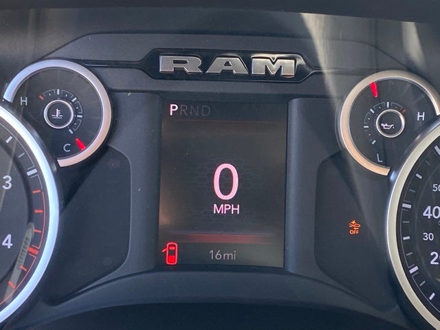 2025 RAM Ram 5500 Chassis Cab RAM 5500 TRADESMAN CHASSIS CREW CAB 4X4 84' CA