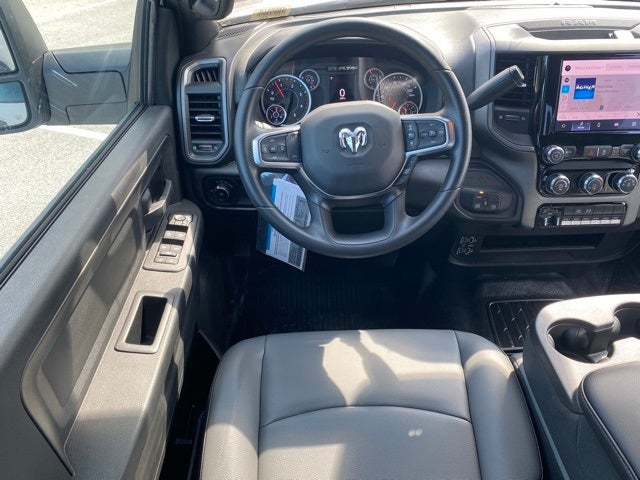 2025 RAM Ram 5500 Chassis Cab RAM 5500 TRADESMAN CHASSIS CREW CAB 4X4 84' CA