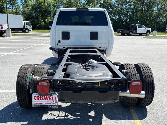2026 RAM Ram 5500 Chassis Cab RAM 5500 TRADESMAN CHASSIS CREW CAB 4X4 84' CA