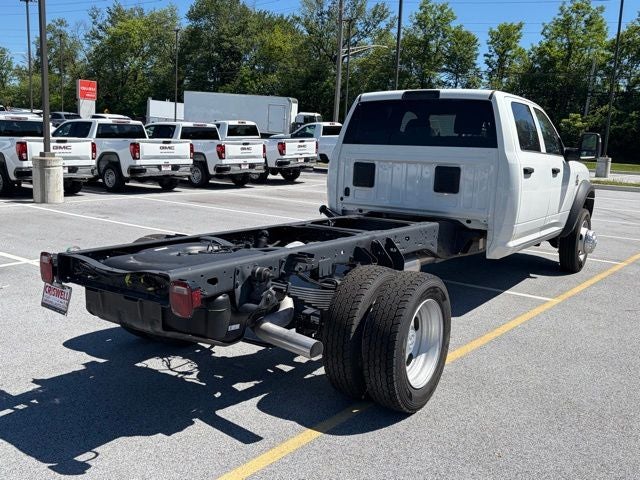 2026 RAM Ram 5500 Chassis Cab RAM 5500 TRADESMAN CHASSIS CREW CAB 4X4 84' CA