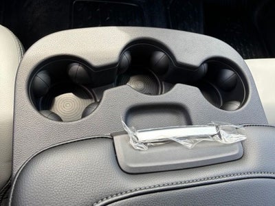 2026 RAM 5500 Chassis RAM 5500 TRADESMAN CHASSIS CREW CAB 4X4 84' CA