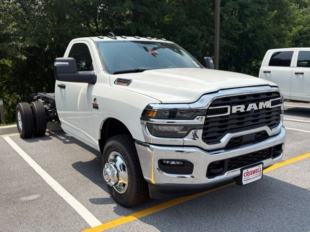 2026 RAM Ram 3500 Chassis Cab RAM 3500 TRADESMAN CHASSIS REGULAR CAB 4X2 84' CA